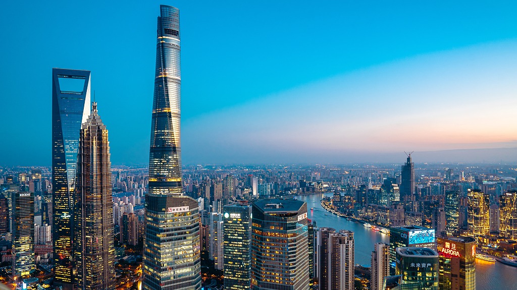 Global investors double down on Chinese assets