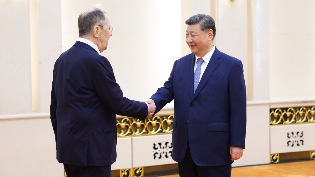 Xi meets Russian FM in Beijing