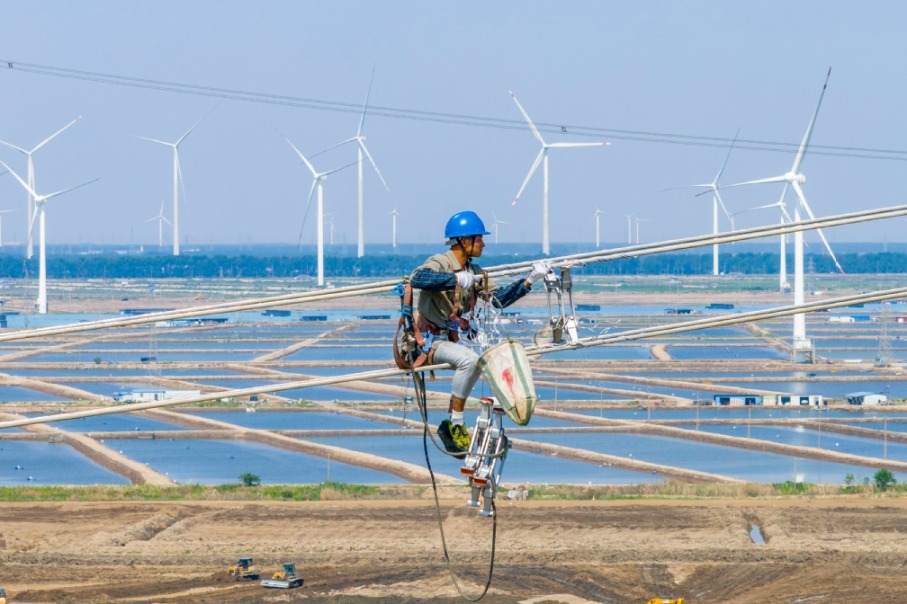 China's efforts reveal deep truth of decarbonization