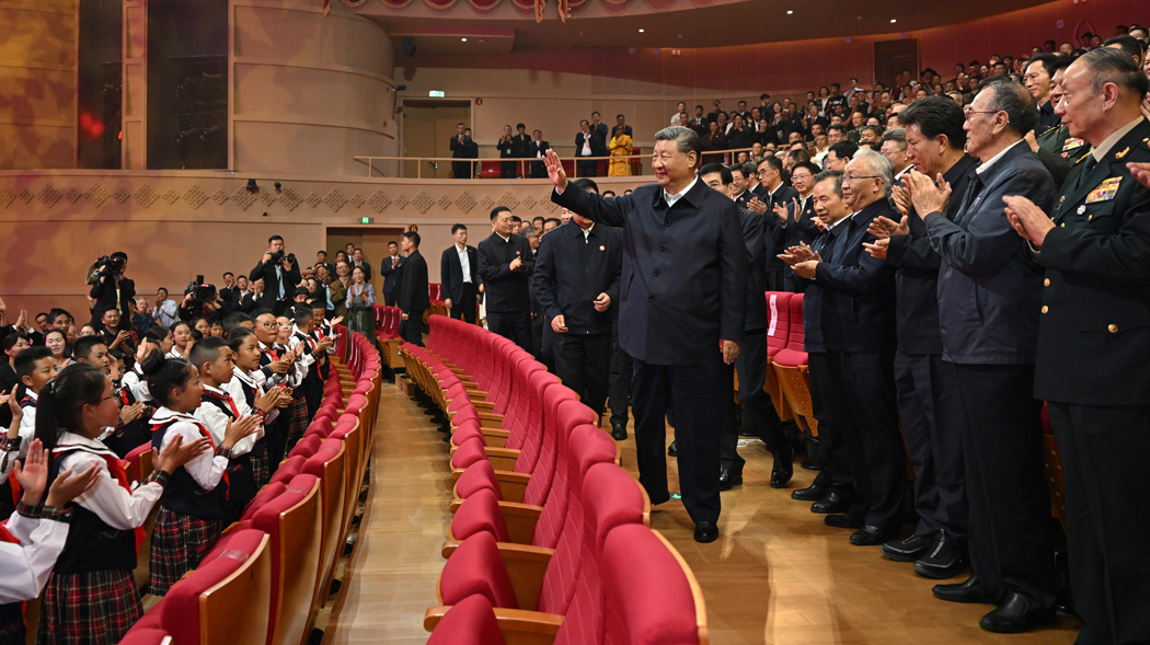 Xi attends gala marking 60th founding anniversary of Xizang autonomous region