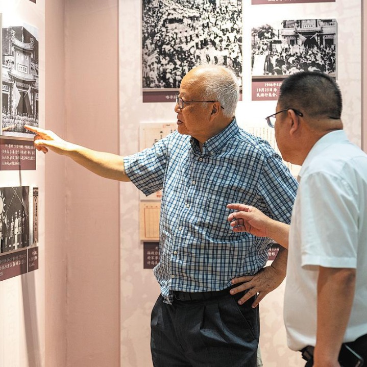 Exhibitions across Strait memorialize war victory