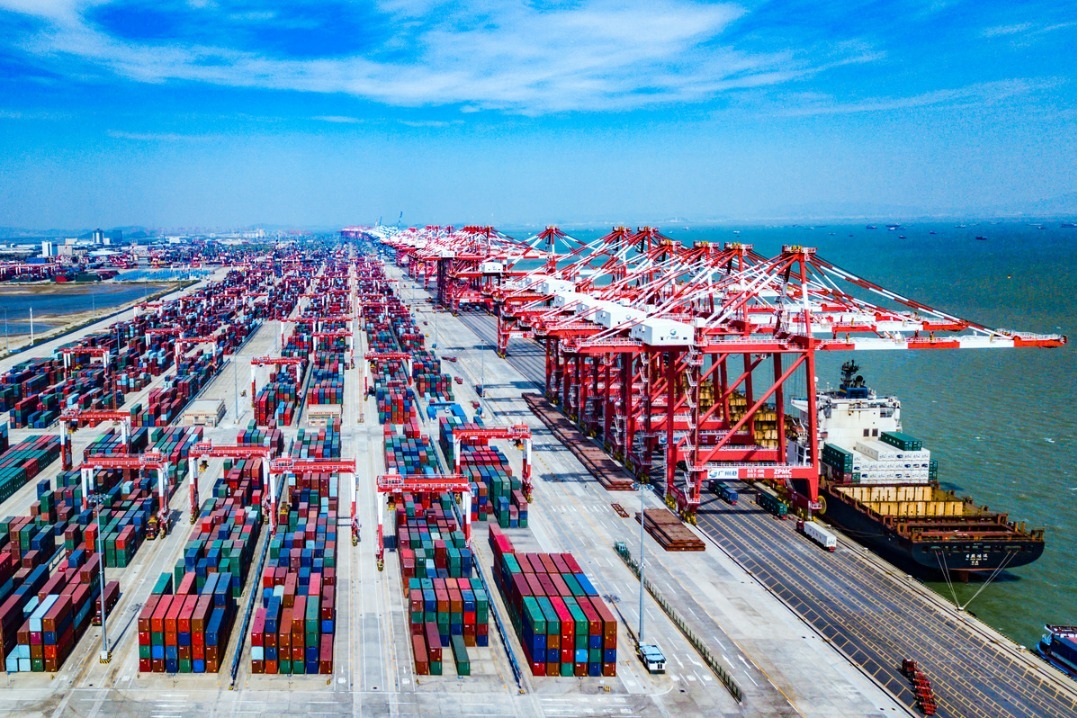 Beijing pledges support for exporters