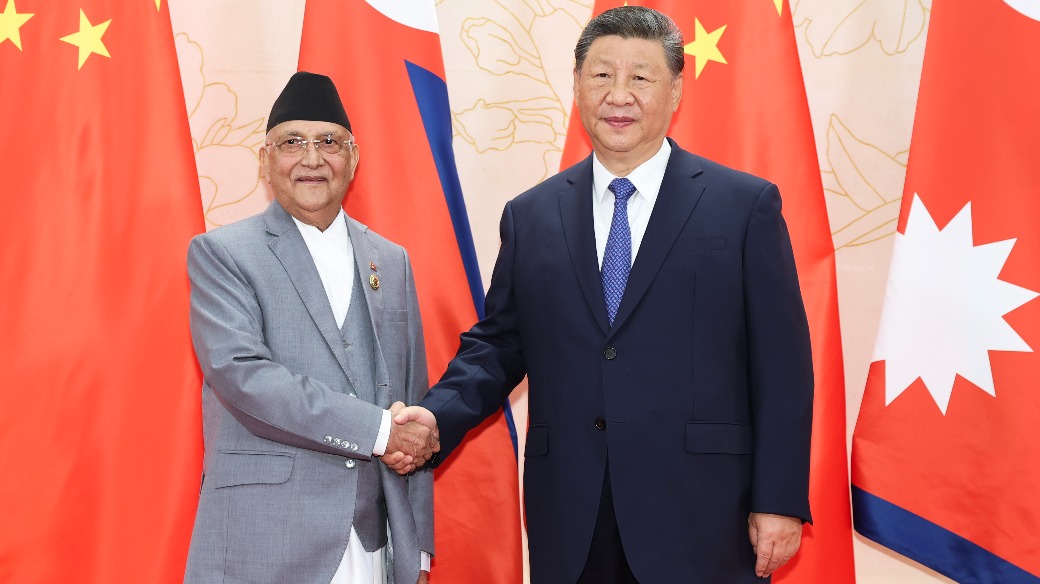 Xi meets Nepali prime minister