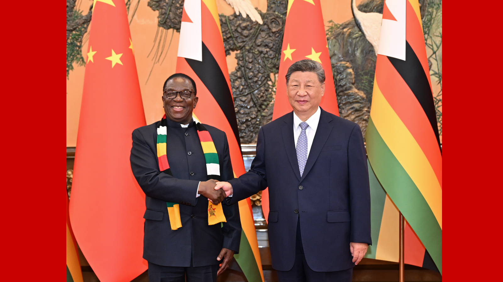 Xi meets Zimbabwean president