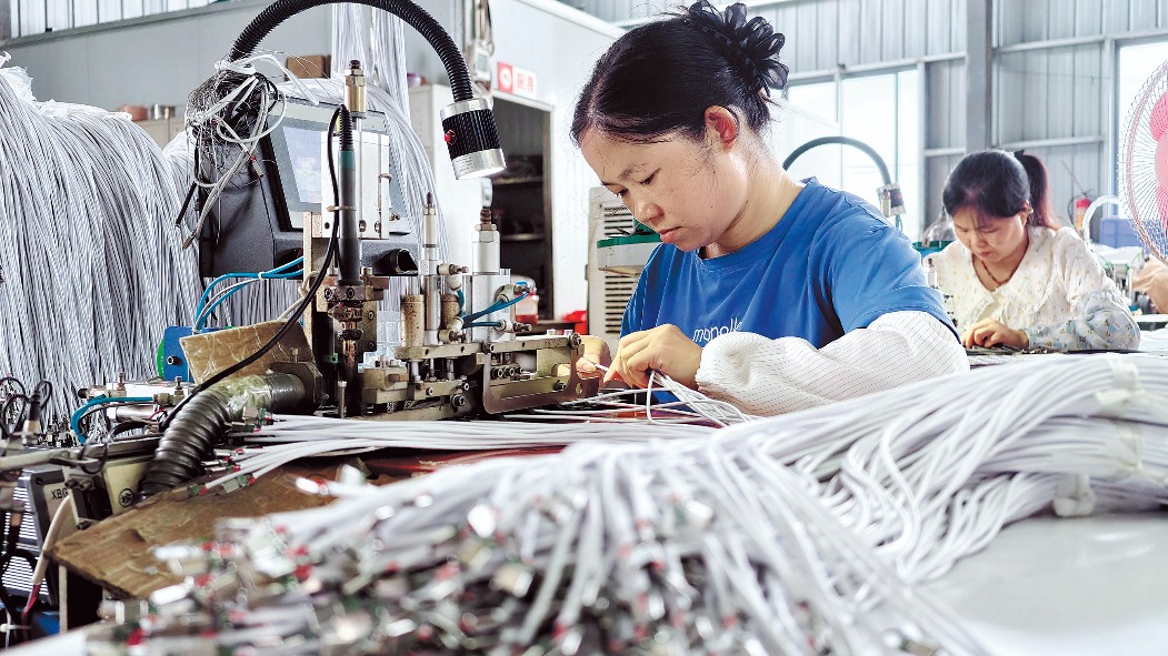 China-ASEAN trade cruising in high gear