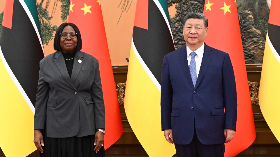 Xi meets Mozambican PM