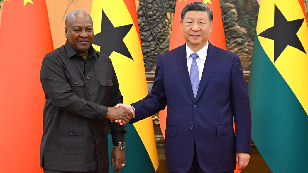 Xi meets Ghanaian president