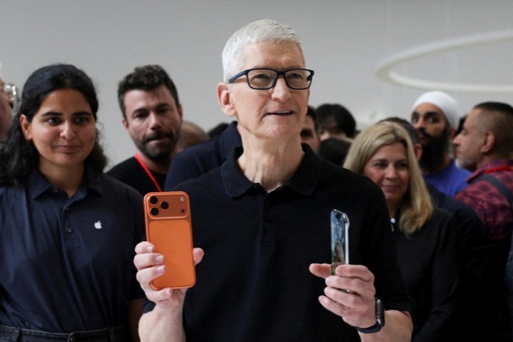 Apple CEO commits to increase investment and cooperation in China