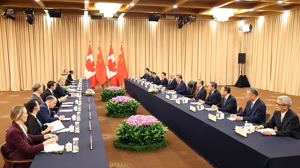 Xi meets Canadian PM