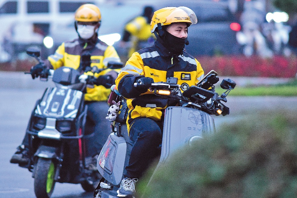 Meituan expands subsidy to cover riders nationwide