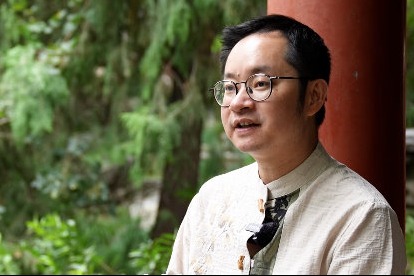 Beijing Literary Walk: Peng Min talks about Beihai Park