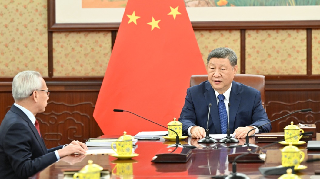 Xi hears report from Macao SAR chief executive