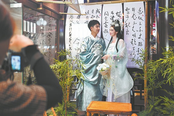 Traditional outfits turn trips into cultural adventures