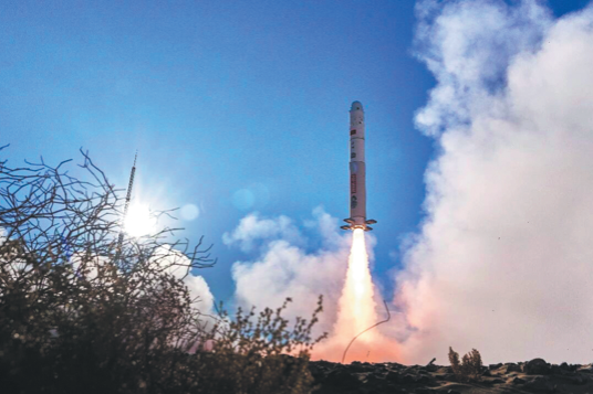 Test launch marks push in reusable space vehicles