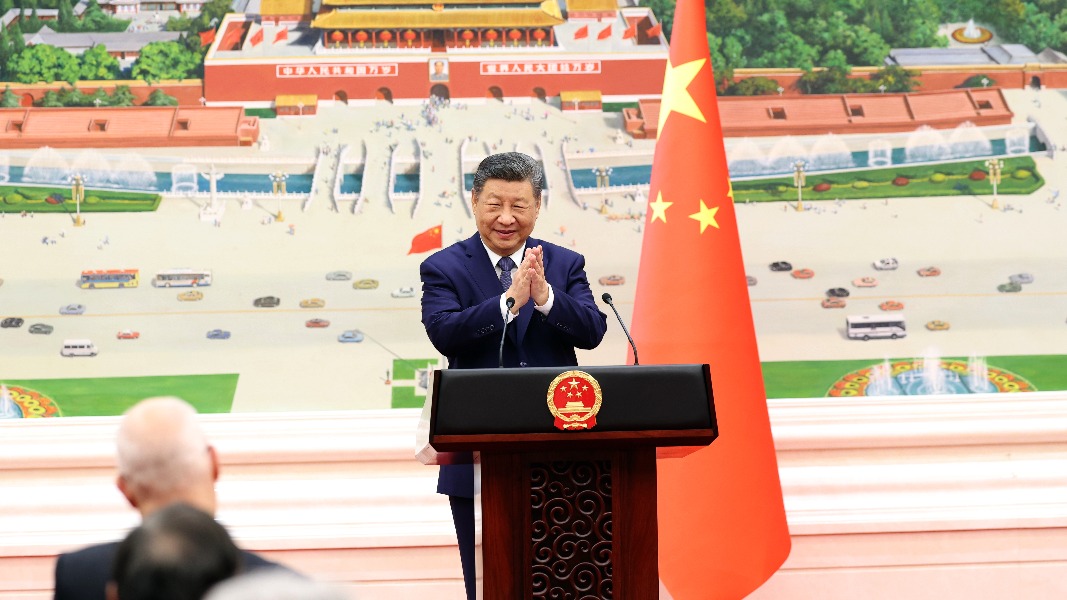 Xi receives credentials of new ambassadors to China