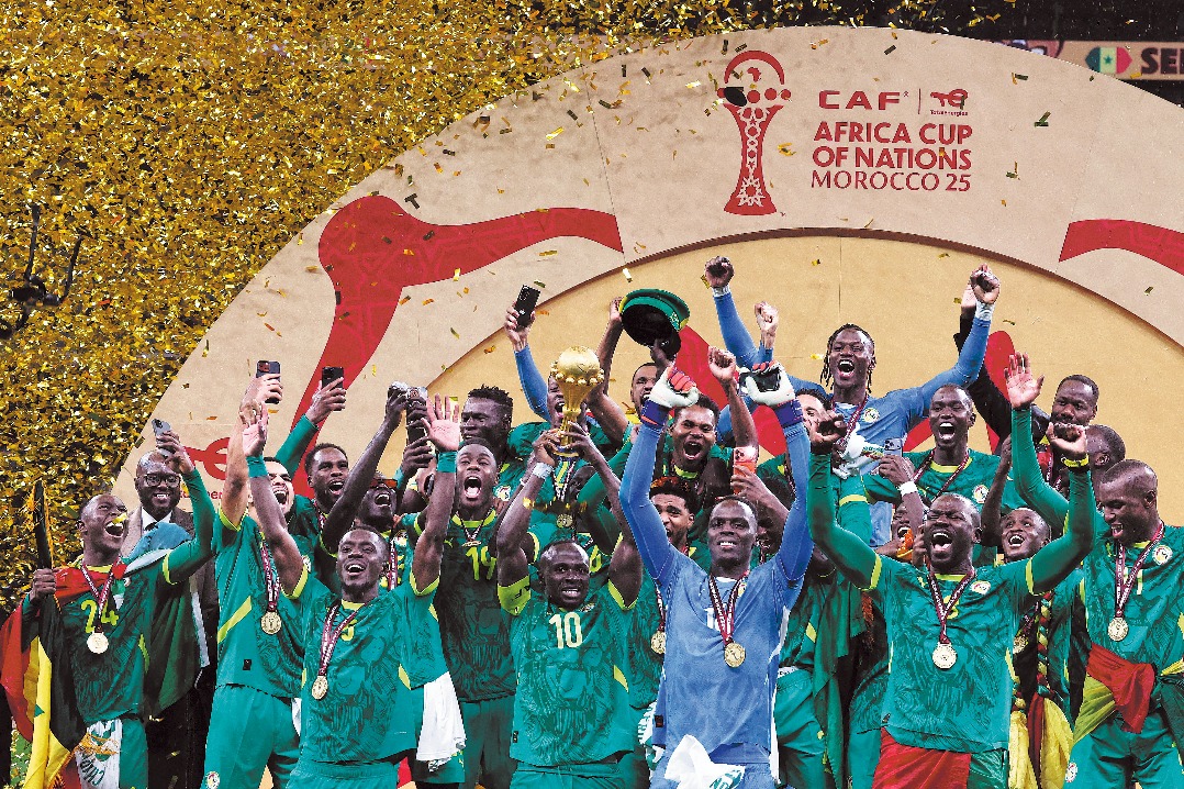 Chaos mars Senegal win