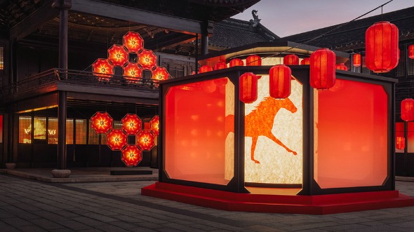 Valentino illuminates the Year of the Horse