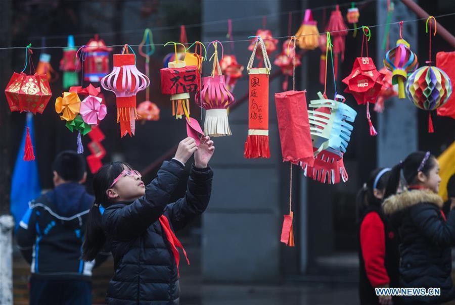 New Year greeting activities held in schools of East China #39 s Zhejiang