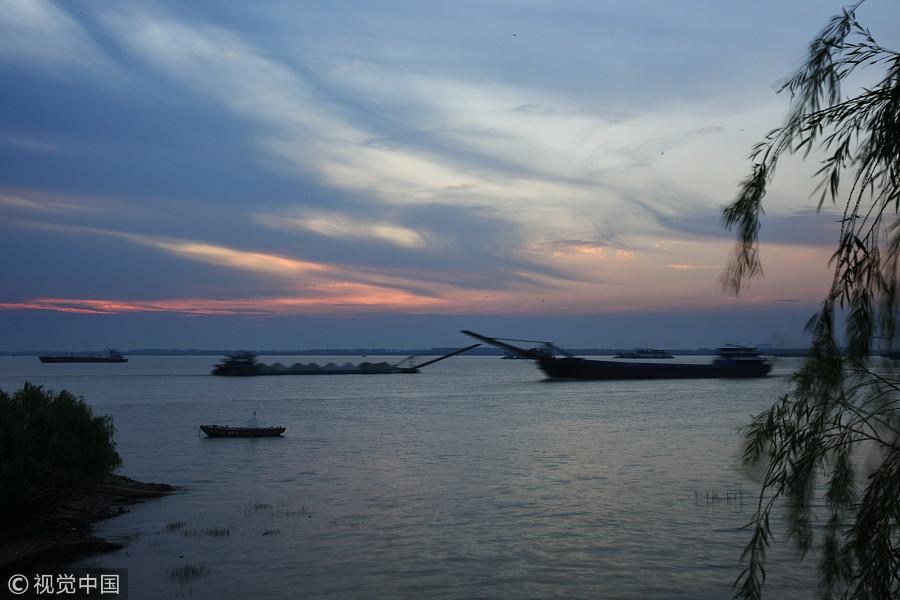 Resultado de imagem para lago dongting china