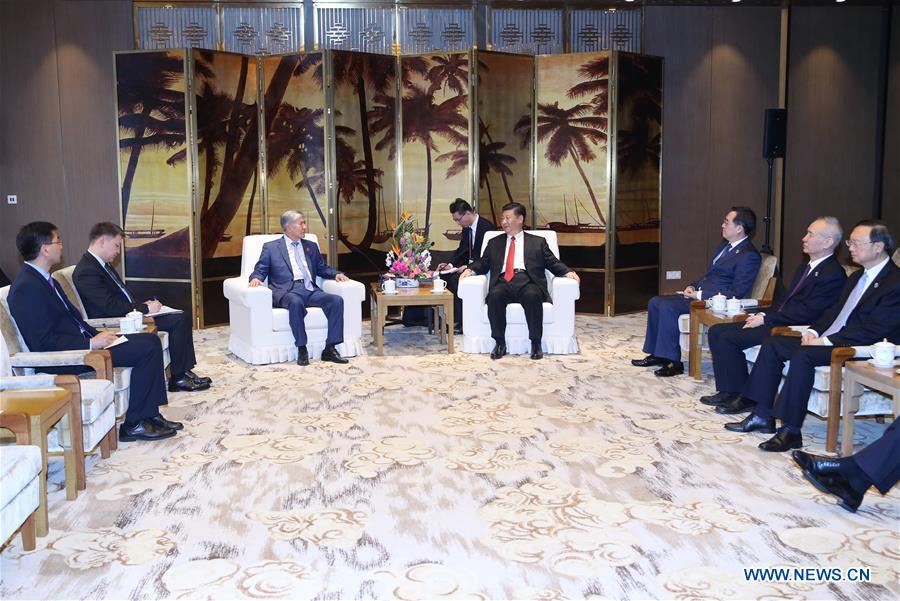 Xi meets former Kyrgyz president on bilateral cooperation