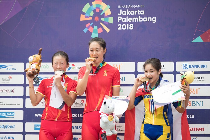 Chinese riders win gold and silver in women's cross-country mountain ...