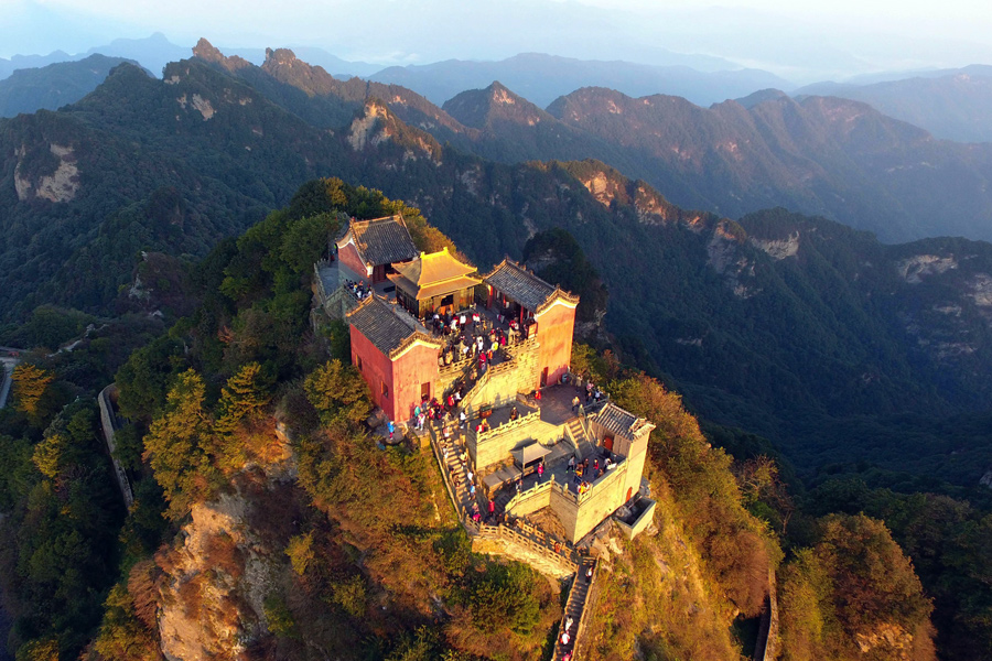 Ancient Building Complex in the Wudang Mountains - Chinadaily.com.cn