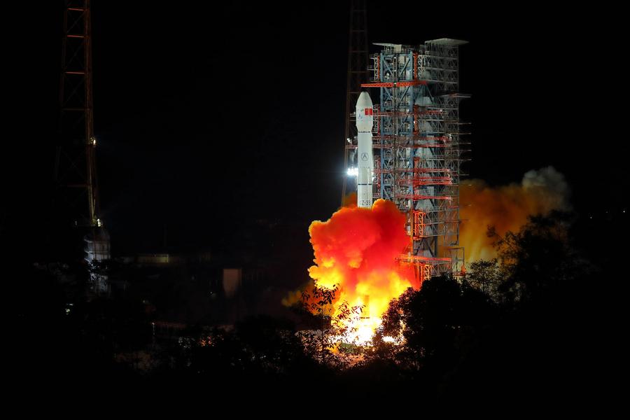 Chang'e 4 mission prepares for far side of the moon landing