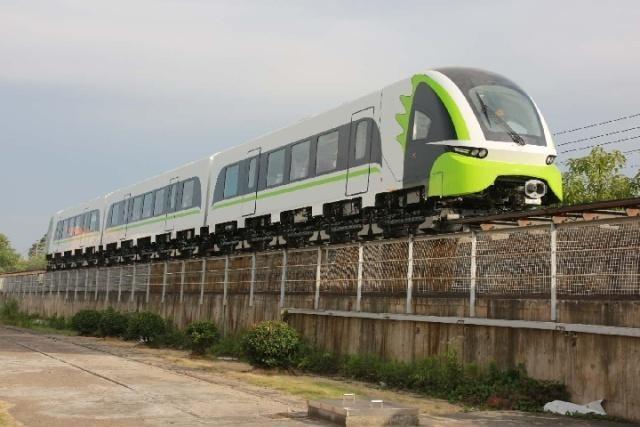 China tests new generation of faster, bigger maglev