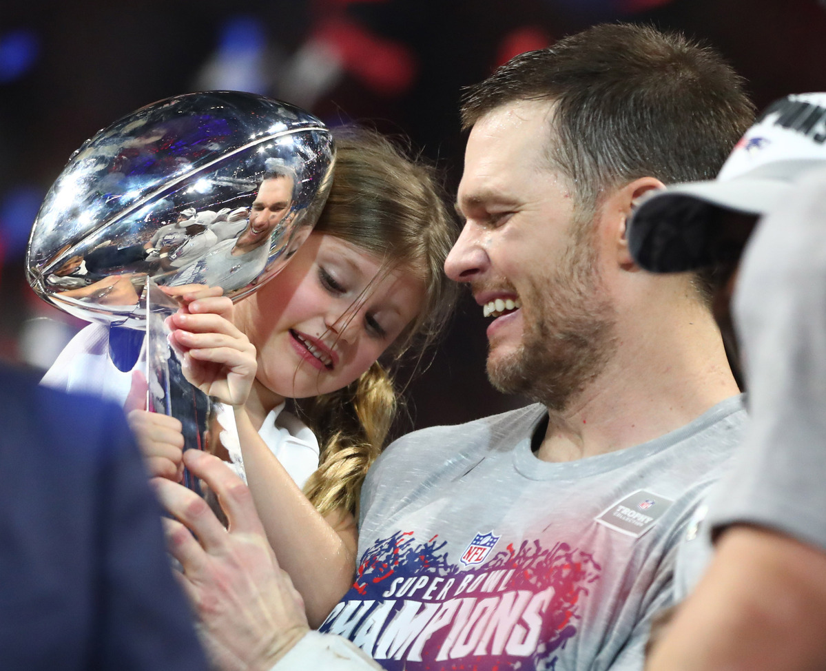 Patriots beat Rams to win sixth Super Bowl title 