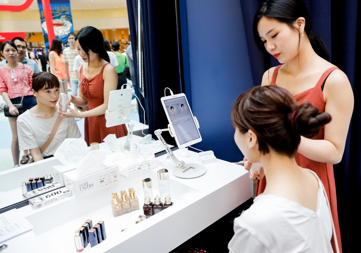 Chinese Beauty - How Women Buy Cosmetics in China?