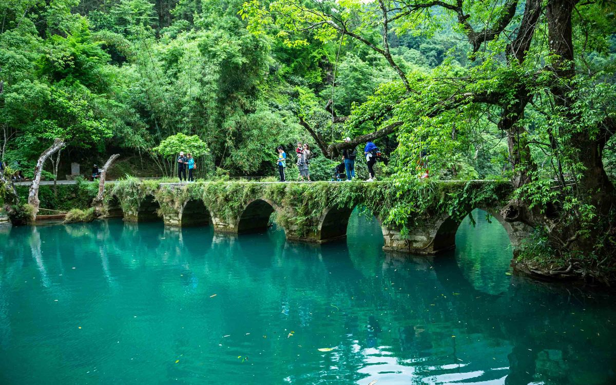 Scenery of Xiaoqikong scenic spot in China's Guizhou - Chinadaily.com.cn