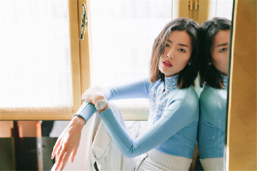 Chinese supermodel Liu Wen poses for fashion brand - Chinadaily.com.cn