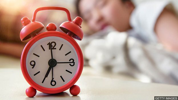 dy: Simple sleep tweaks boost wellbeing 睡眠研