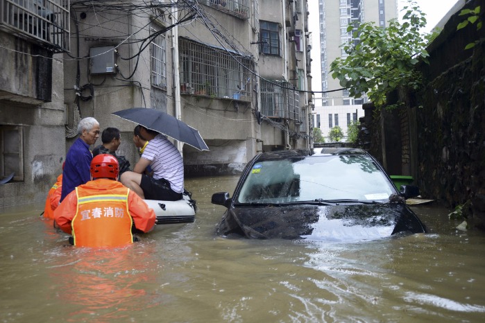 Yangtze River sees first flood this year - Chinadaily.com.cn