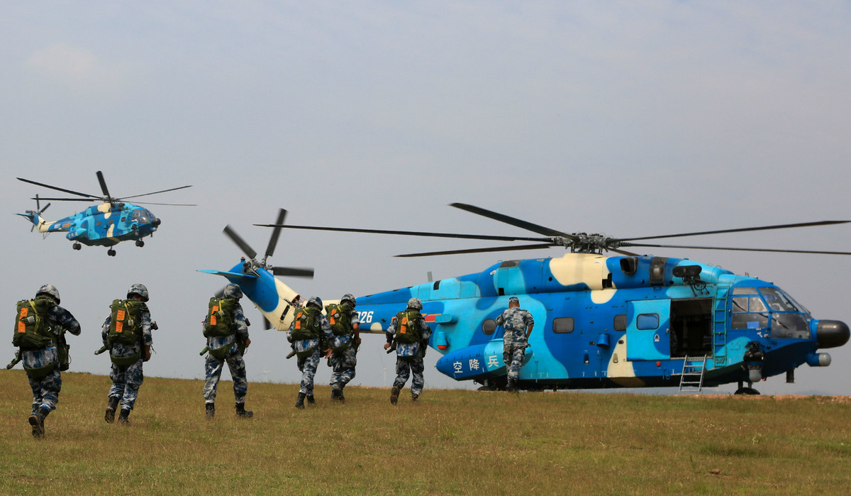 Chinese soldiers in training for international games