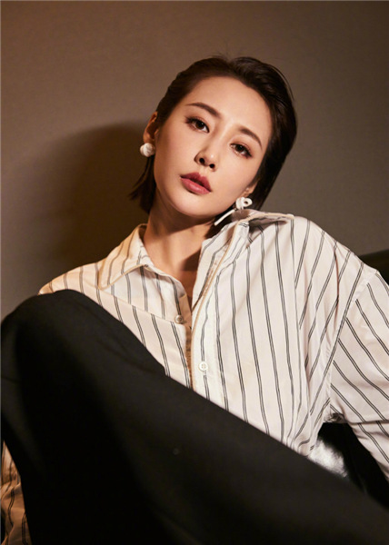 Actress Li Chun Releases New Photos - Chinadaily.Com.Cn