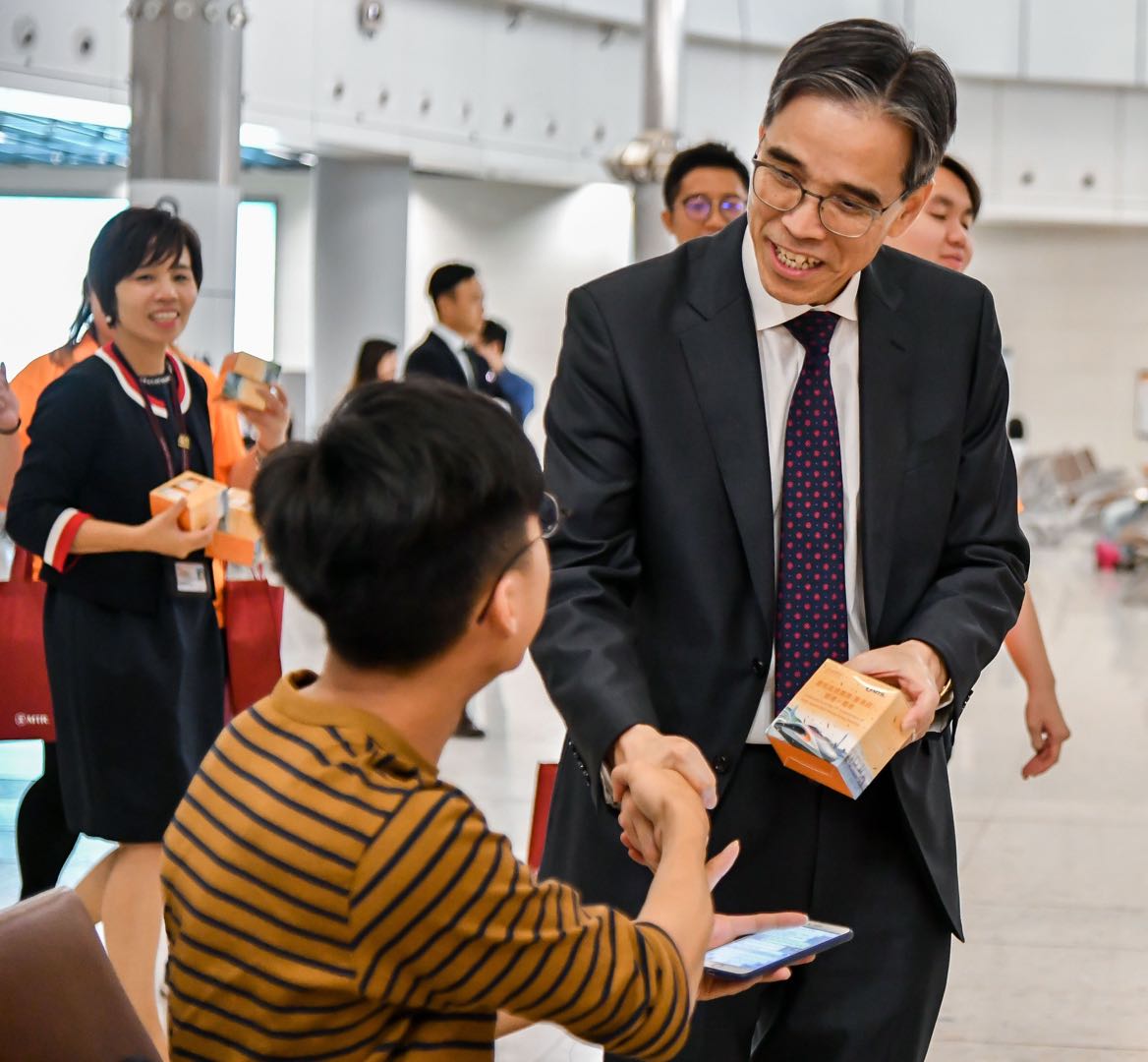 MTR celebrates anniversary of Hong Kong section of 'Guangzhou