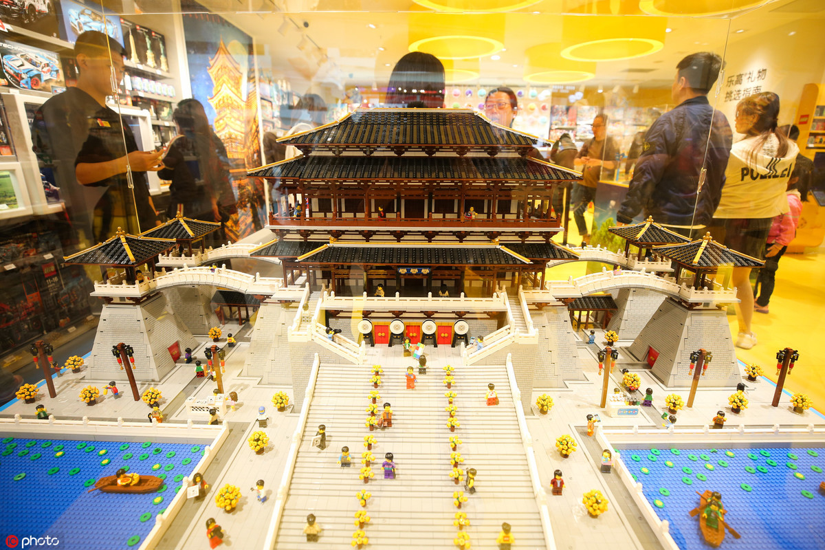 krølle Serrated enestående Legos re-create ancient Chinese building in Xi'an - Chinadaily.com.cn