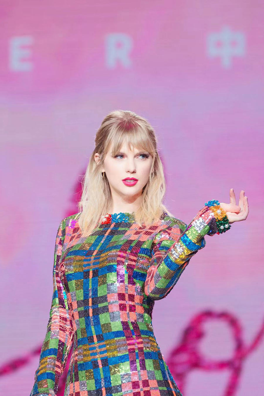 Taylor Swift Greets Fans In Guangzhou Cn