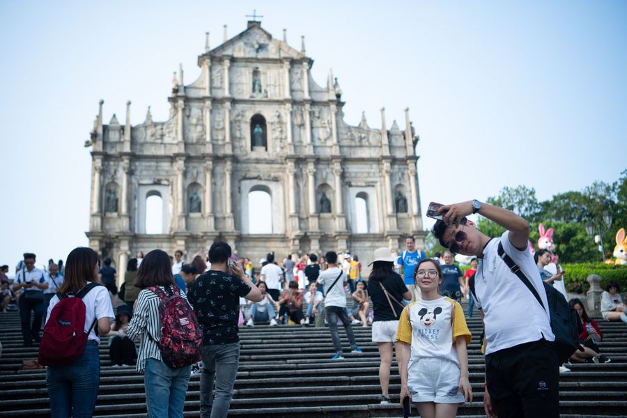 Visitors to Macao on package tours decline by 43.5 percent in Nov