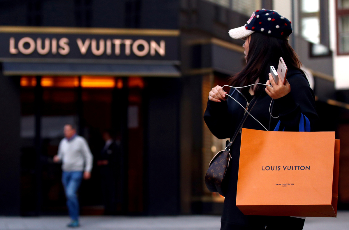 LVMH rebounds in Asia and remains stable in the US in the first