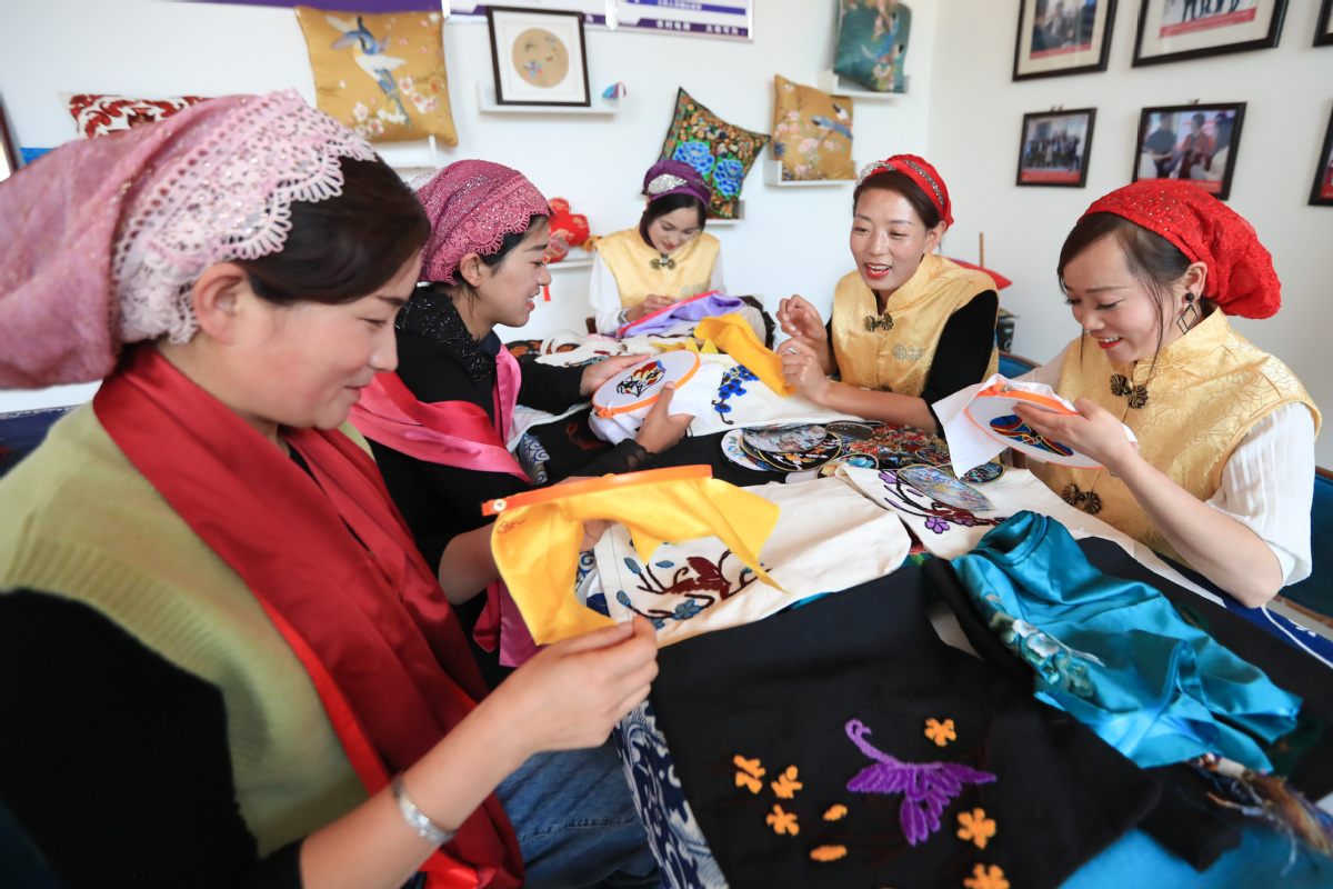 Embroidery Helps Women Weave Their Way out of Poverty