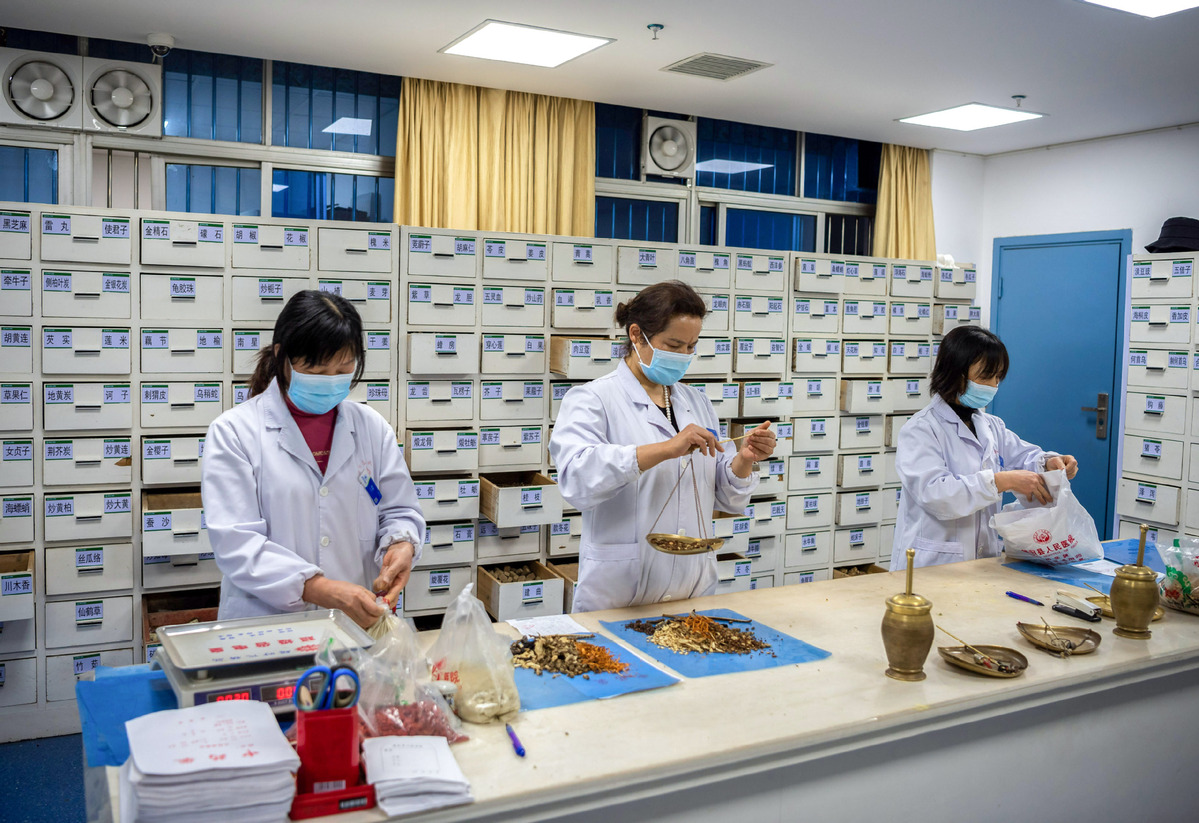 Number of certified TCM professionals in China increases 7.2% in 2019