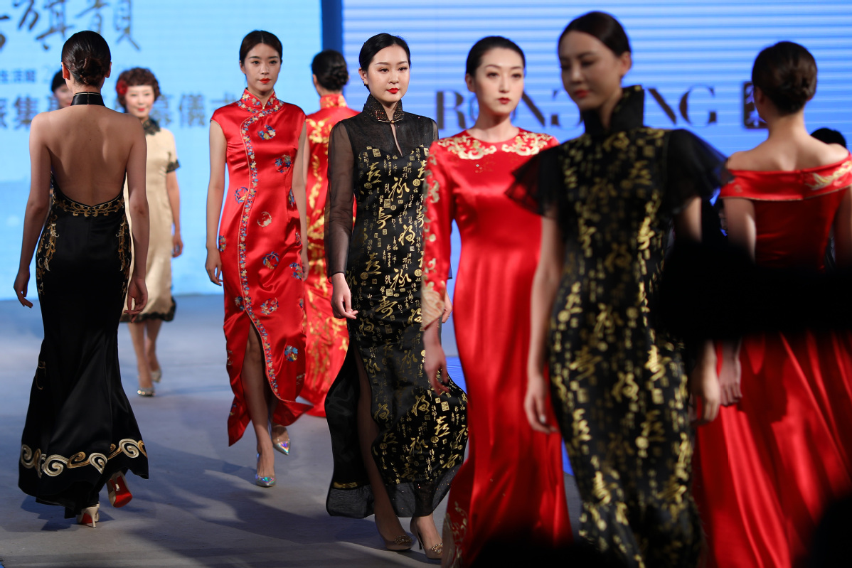 A stitch in time keeps qipao tradition alive - Chinadaily.com.cn