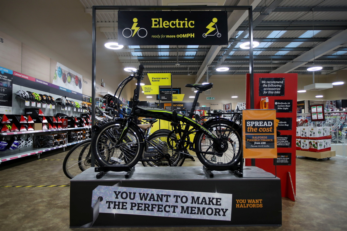 halfords giant bikes