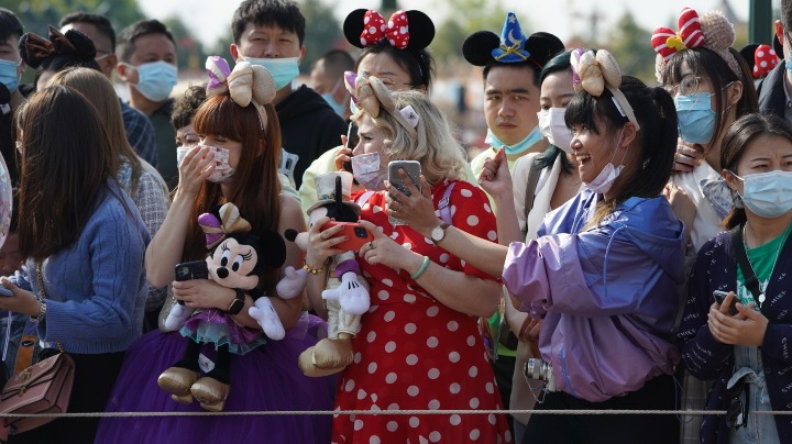 Shanghai Disneyland helps drive regional growth - Vimarsana News