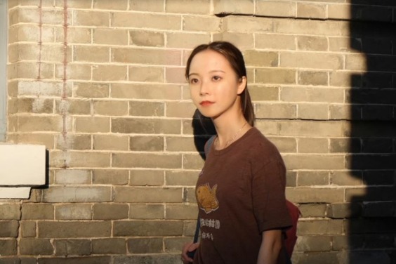 With the move, Hua officially became a student in the Department of Computer Science and Technology at Tsinghua University in Beijing. The virtual stu