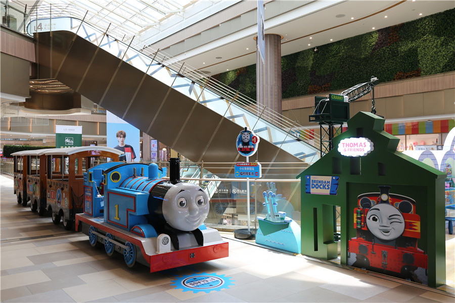 Thomas and best sale friends shopping