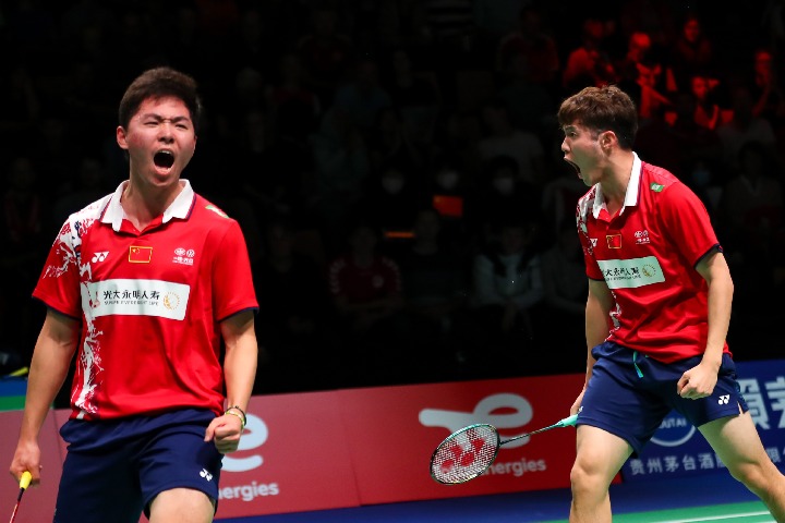 China rallies past Japan to set up Thomas Cup final showdown against ...