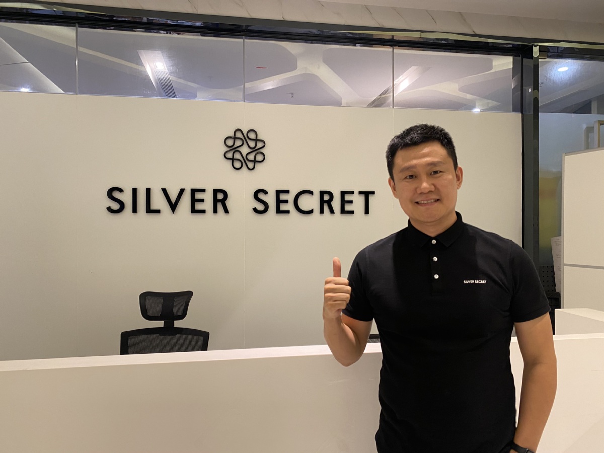 Silver is gold standard for Macao entrepreneur